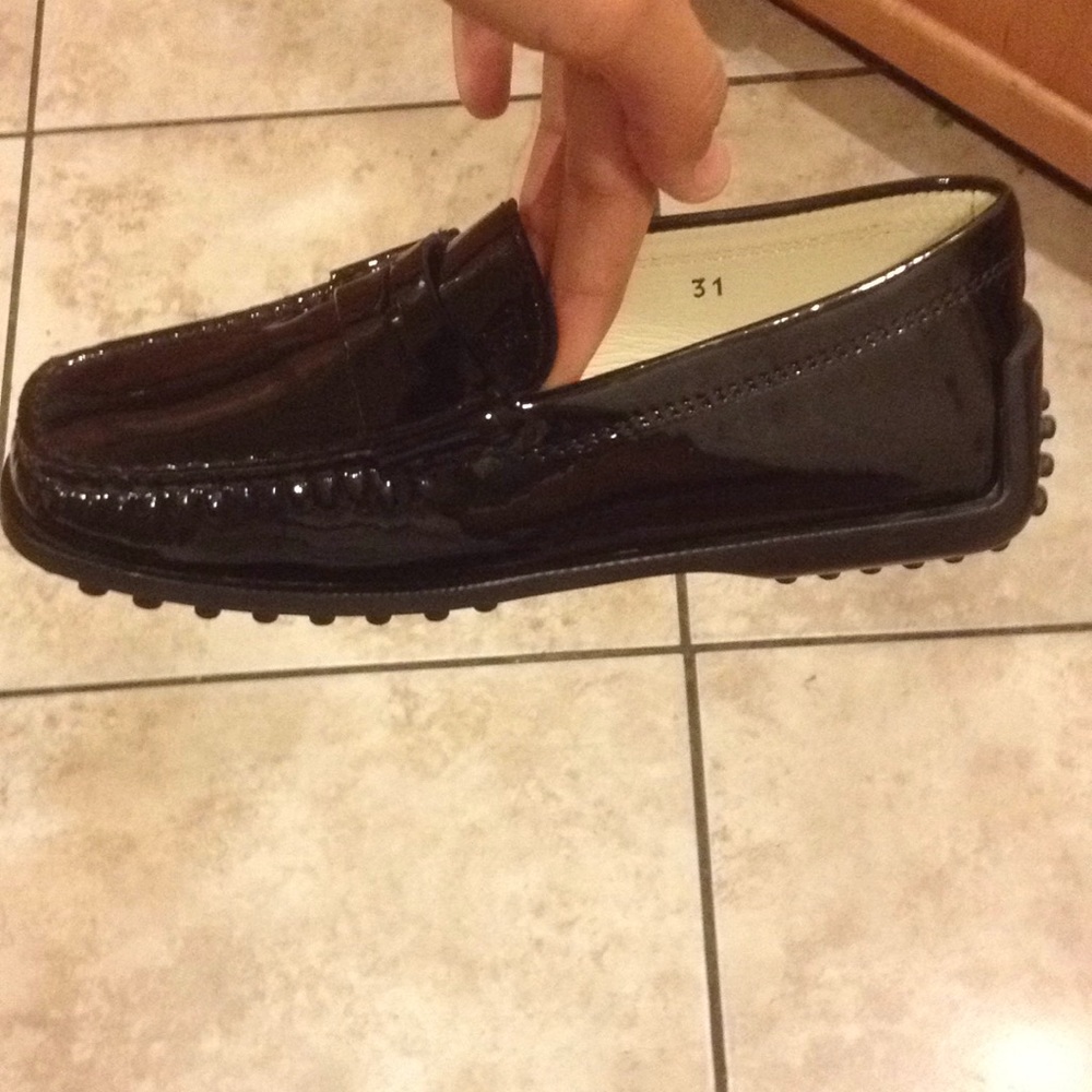 BRAND NEW! Kid's Black Unisex Junior Tod's Loafers - Picture 4 of 8